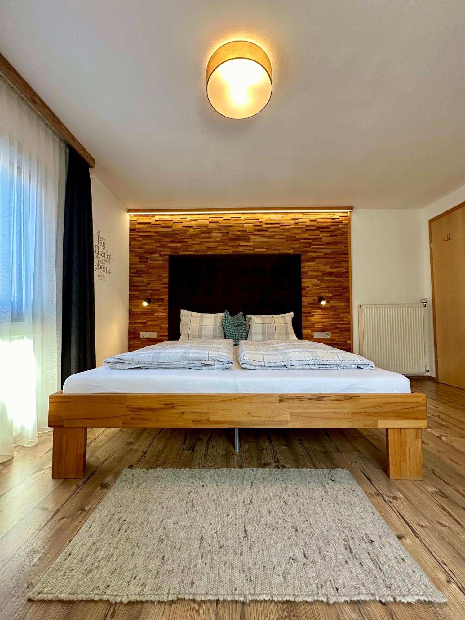 Haus Wierer Mayrhofen Rum bild